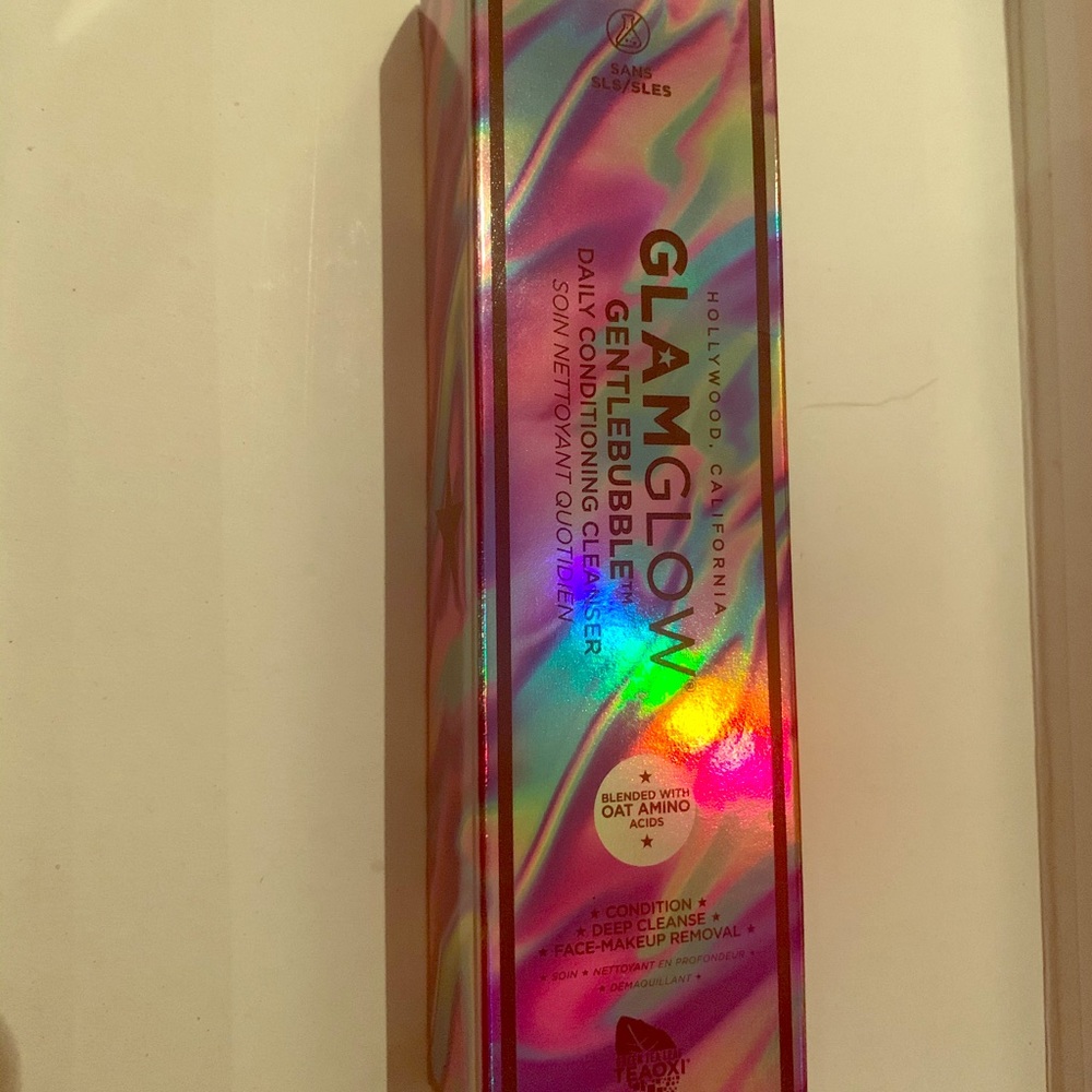 Glam Glow Daily Conditioning Cleanser